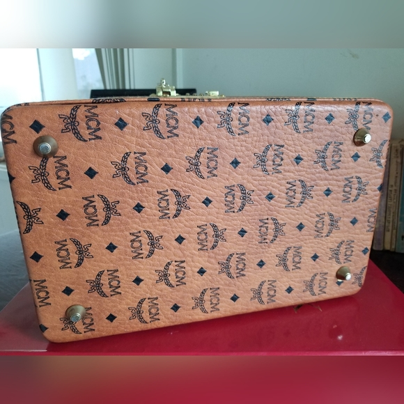 Vintage Rare MCM travel vanity jewelry cae lock trunk - Picture 7 of 14